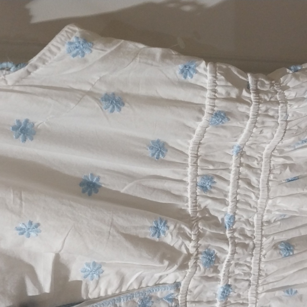 Nwt Rachel Zoe White Dress with Blue Floral Accents - Picture 13 of 17